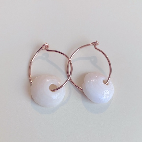 Puka Shell Hoops - Picture 1 of 4